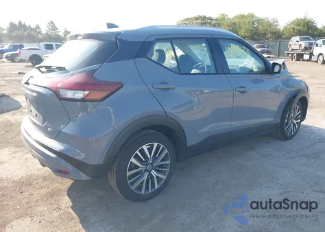 2021 Nissan Kicks Sv Xtronic Cvt z USA, uszkodzony, nr VIN 3N1CP5CV1ML474399